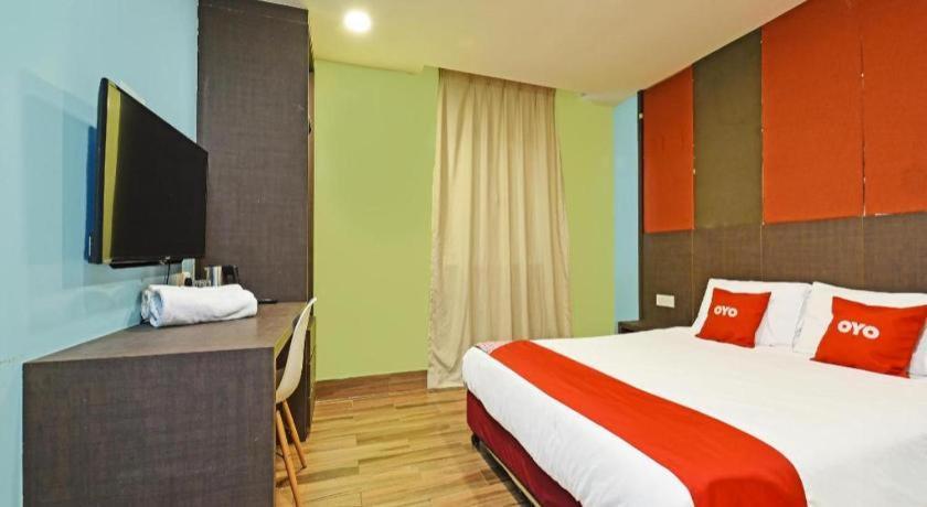 קואלה לומפור Capital O 90574 Hotel Glo מראה חיצוני תמונה