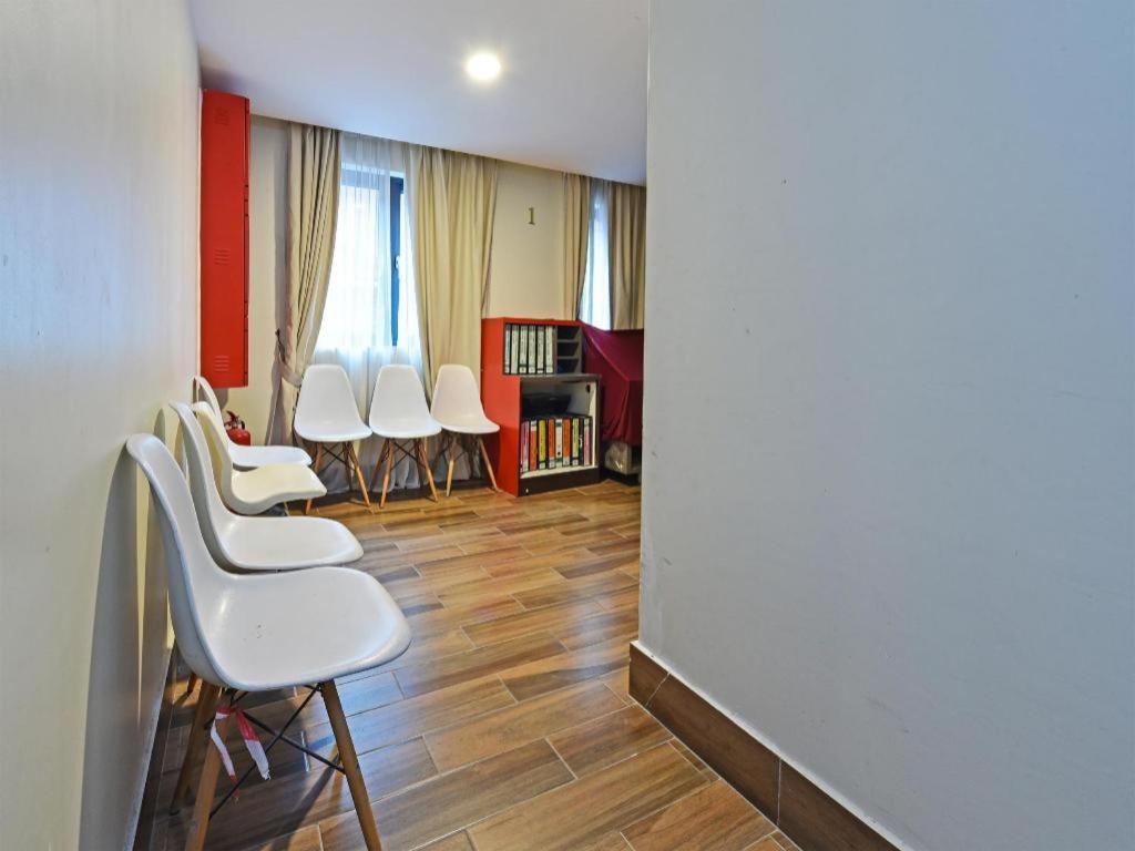 קואלה לומפור Capital O 90574 Hotel Glo מראה חיצוני תמונה